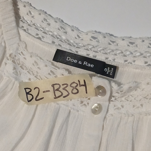 Doe & Rae Button Up Rufled Top Blouse Woman Size S - Picture 10 of 10